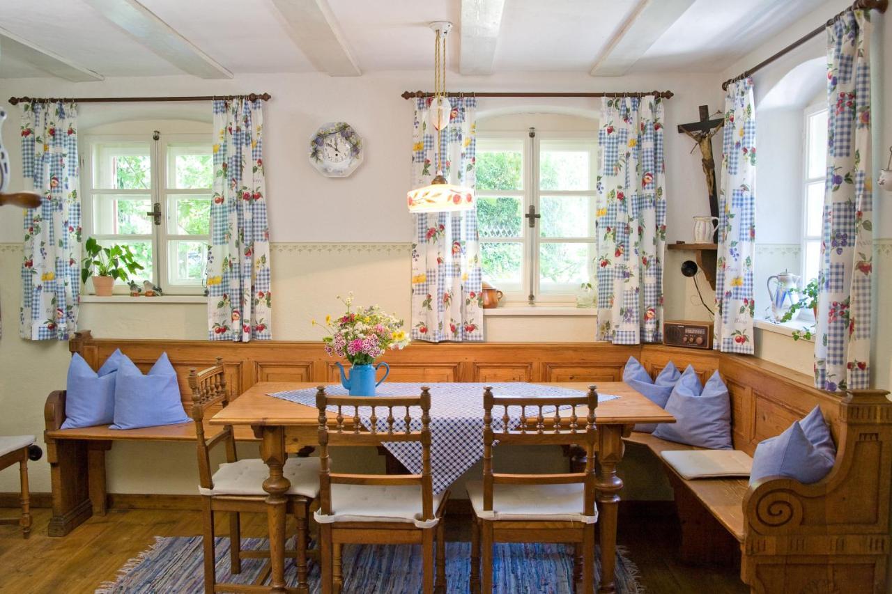 ショーンドルフ・アム・アンマーゼー Haus Probst Am See Bed & Breakfast エクステリア 写真