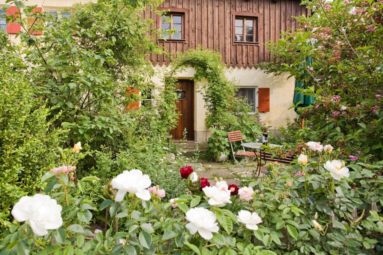 ショーンドルフ・アム・アンマーゼー Haus Probst Am See Bed & Breakfast エクステリア 写真